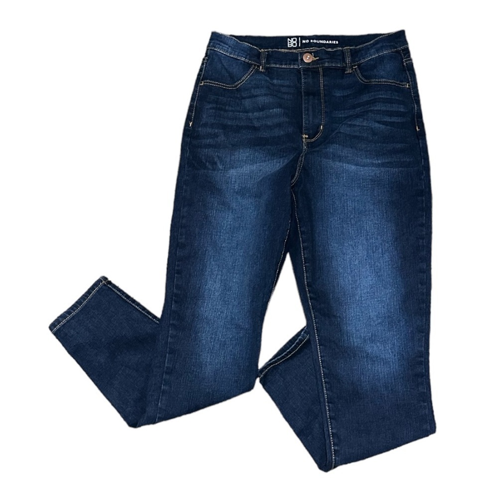 No Boundaries Straight Leg Denim Jeans Size 13